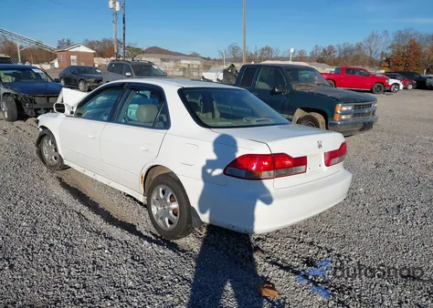 2001 Honda Accord Ex z USA, uszkodzony, nr VIN 1HGCG56661A128967